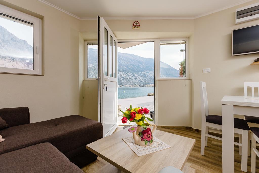 Sea Holiday Muo With Sea And City View Kotor Exteriér fotografie